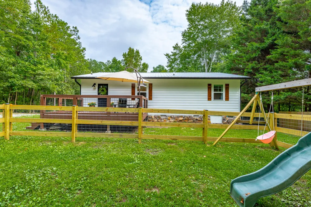 469 Round Pond Road LaFayette, GA 30728