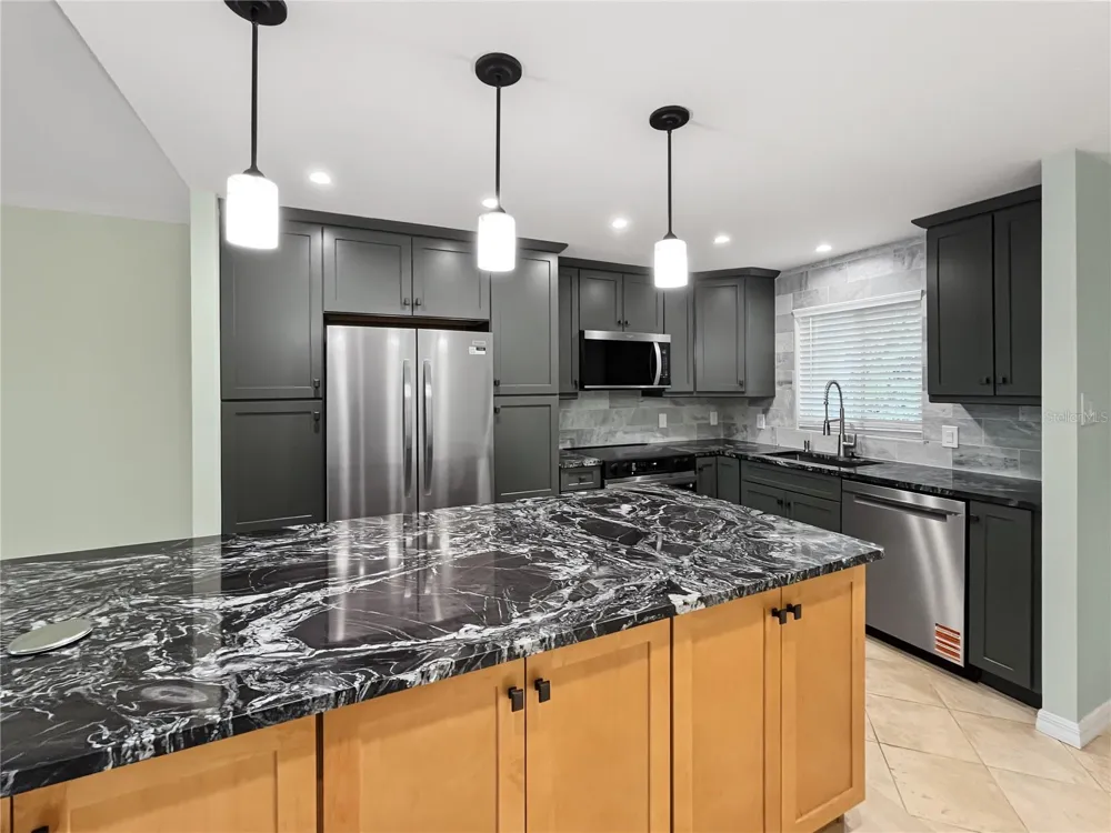 6470 HOLLYWOOD BOULEVARD #104 Sarasota, FL 34231