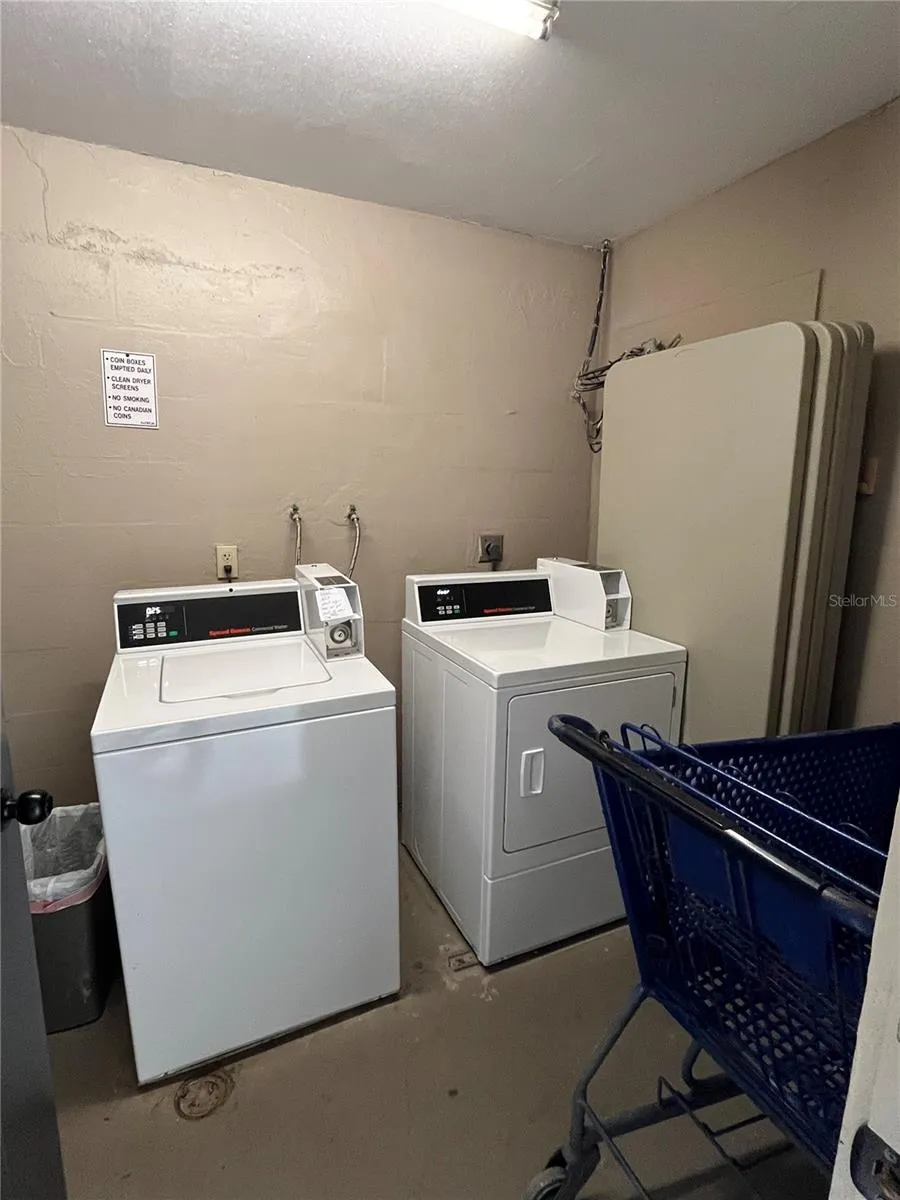 6470 HOLLYWOOD BOULEVARD #104 Sarasota, FL 34231
