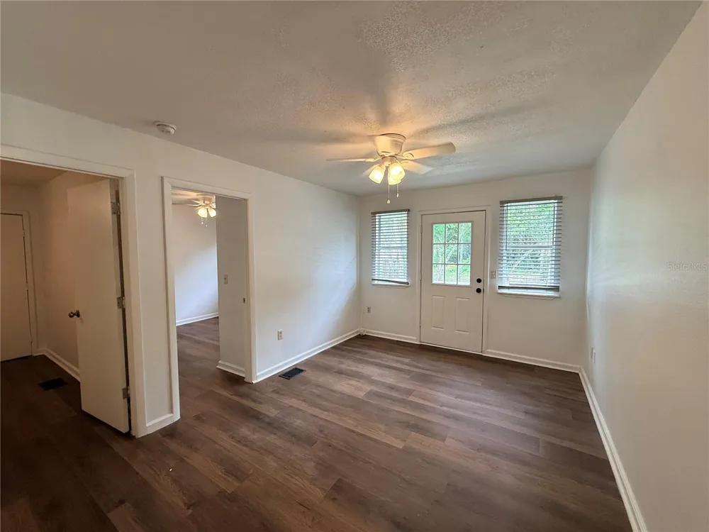 229 W WISCONSIN AVENUE Deland, FL 32720