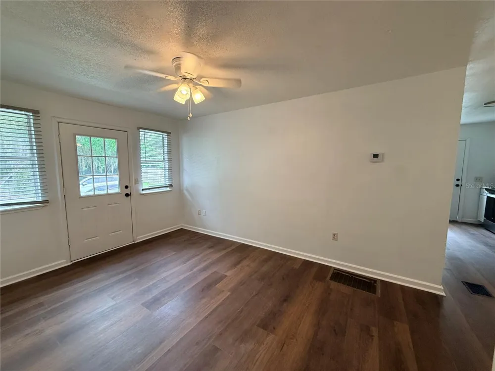 229 W WISCONSIN AVENUE Deland, FL 32720