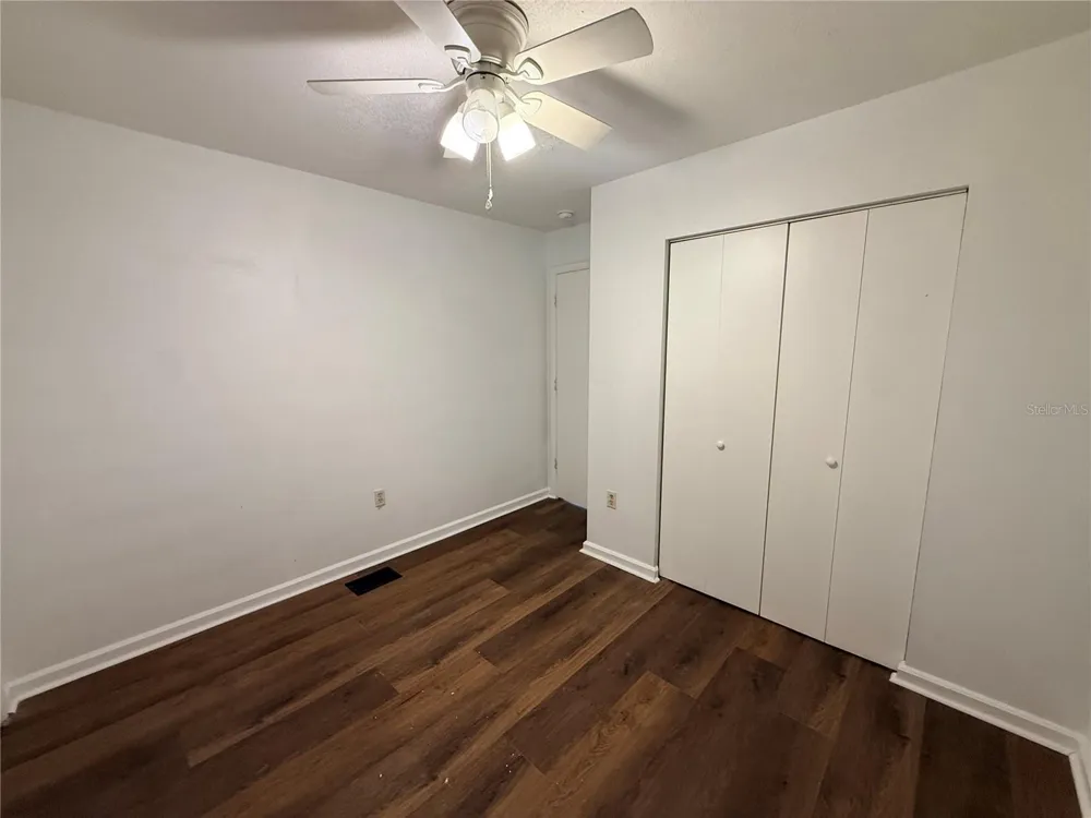 229 W WISCONSIN AVENUE Deland, FL 32720