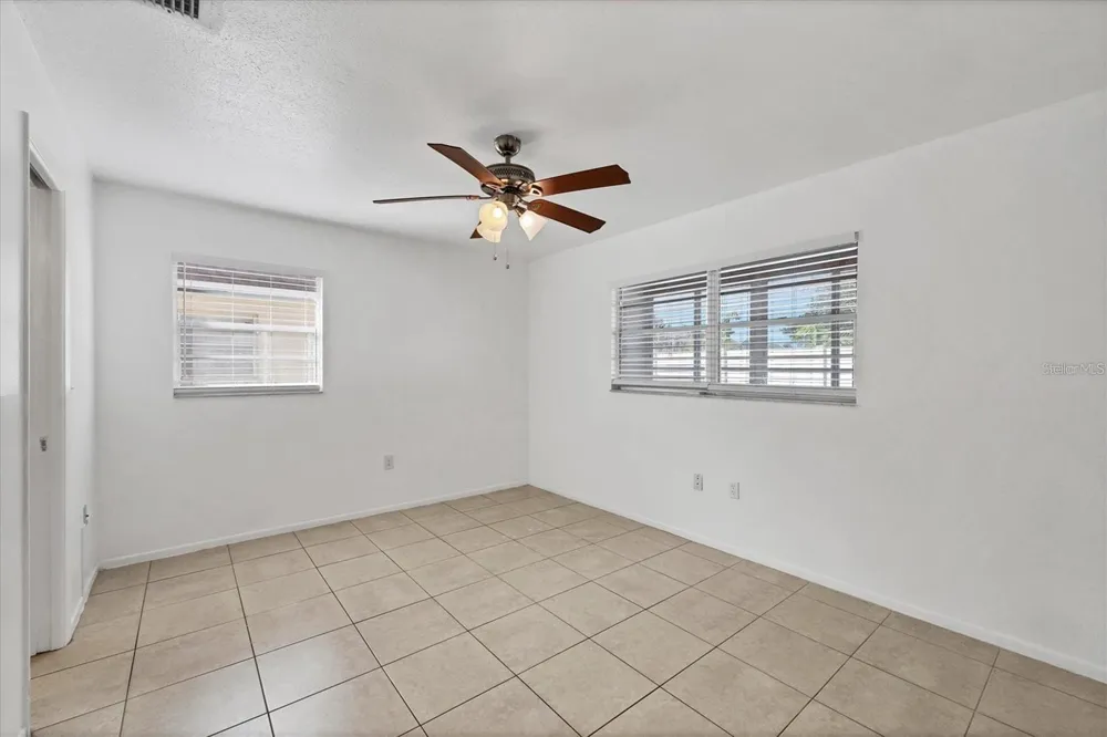 4608 PARK ACRES DRIVE Bradenton, FL 34207