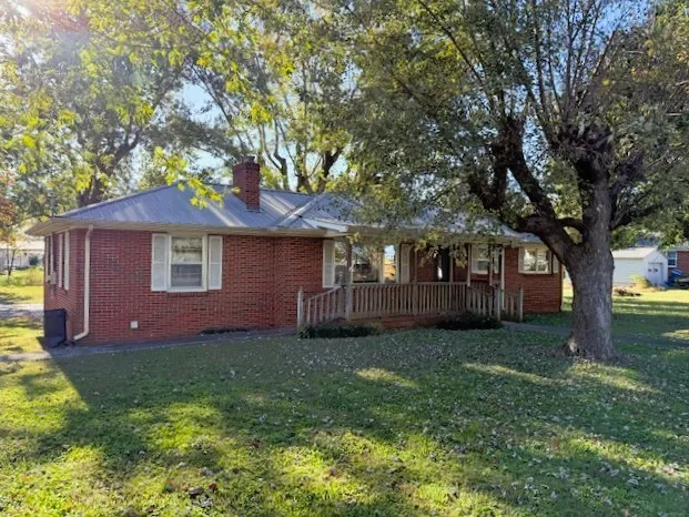108 Black St McMinnville, TN 37110