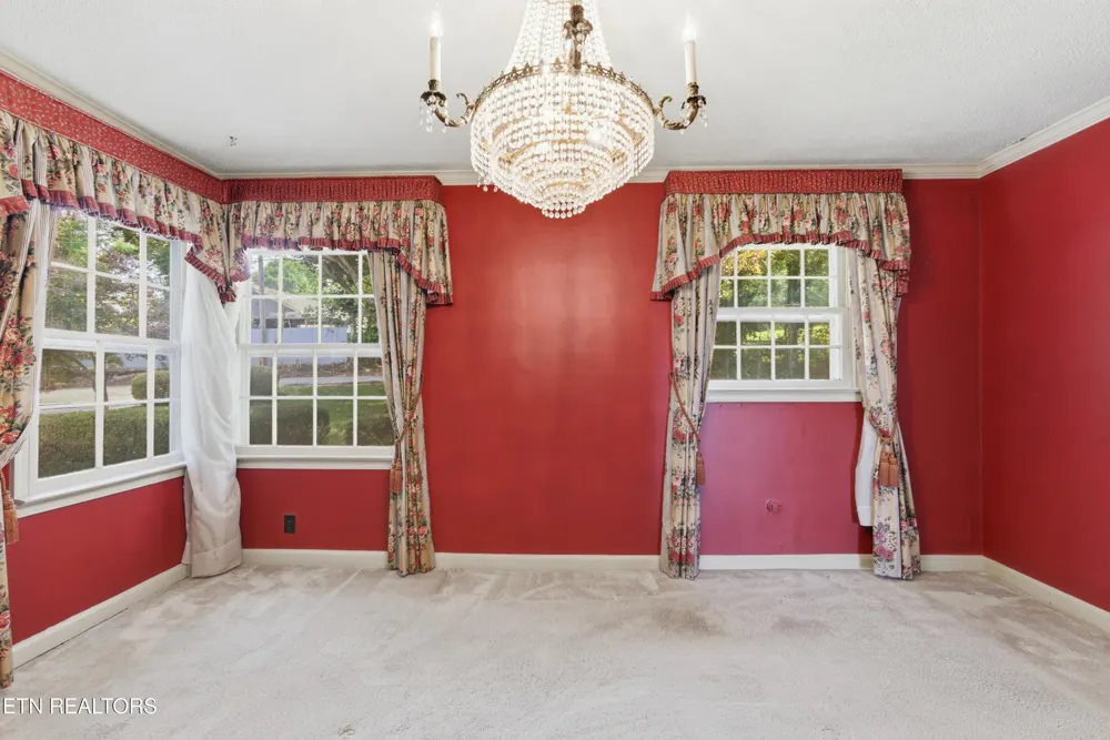 617 Mill St Kingston, TN 37763