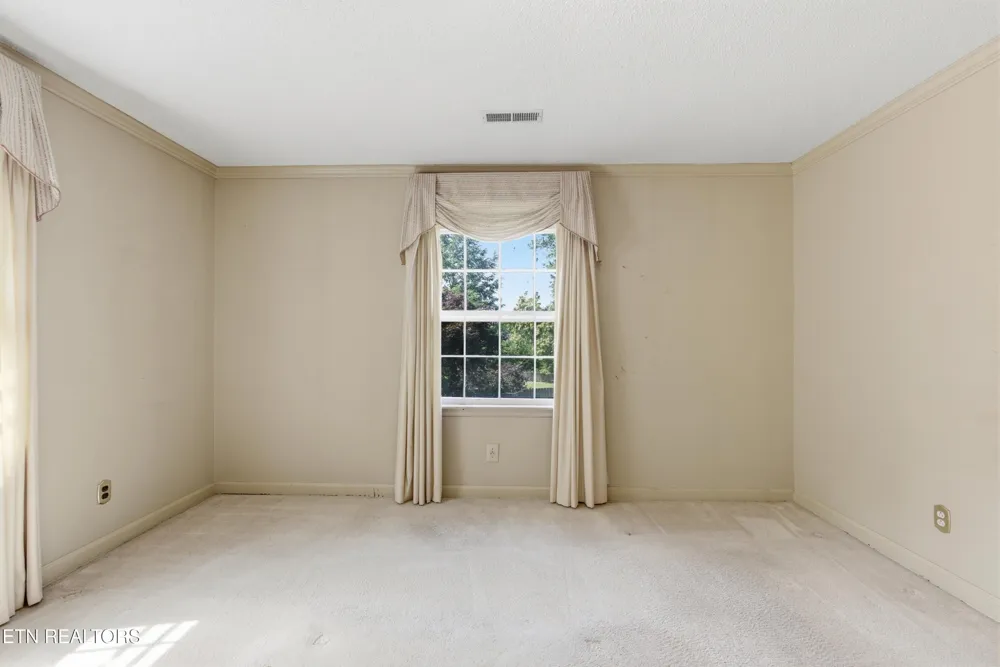 617 Mill St Kingston, TN 37763