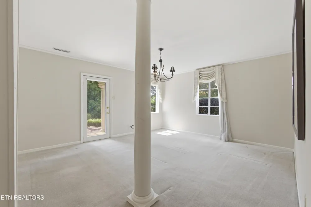 617 Mill St Kingston, TN 37763