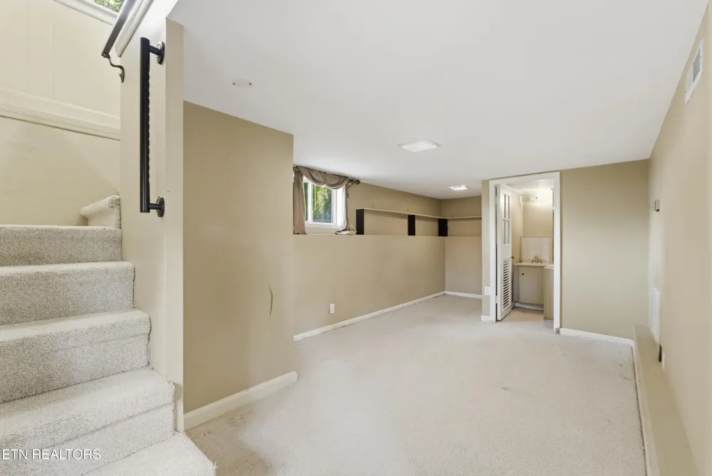 617 Mill St Kingston, TN 37763
