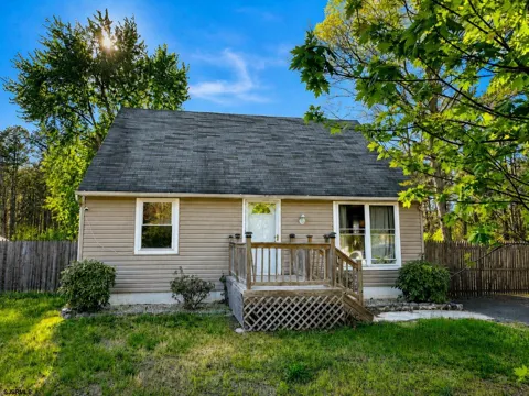 221 Meyner Ln
