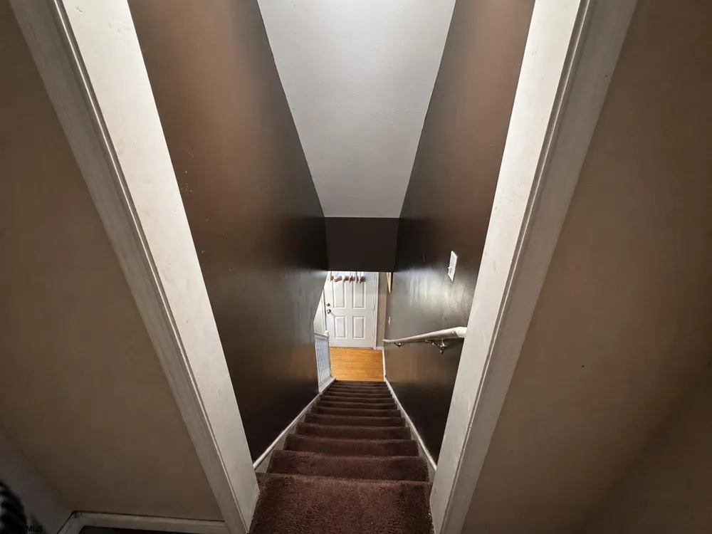 221 Meyner Ln Newtonville, NJ 08346