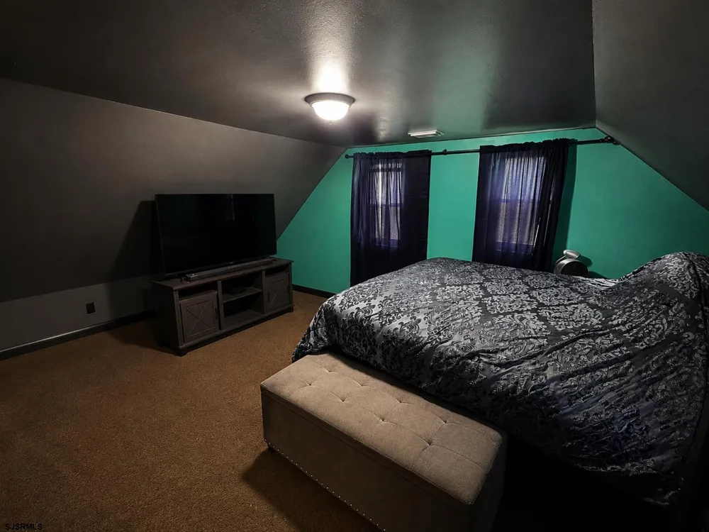 221 Meyner Ln Newtonville, NJ 08346
