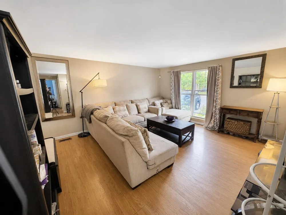 221 Meyner Ln Newtonville, NJ 08346