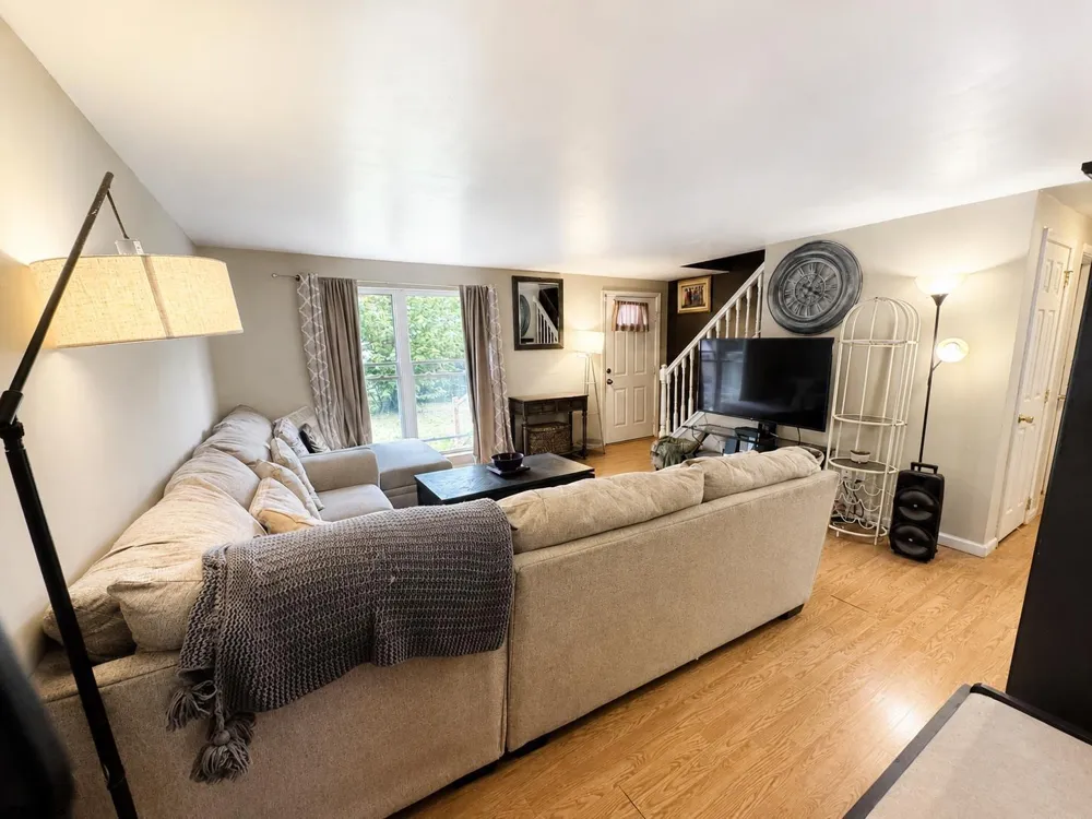 221 Meyner Ln Newtonville, NJ 08346