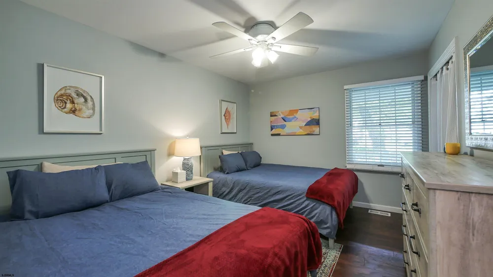 310 Sea Shell Ln Brigantine, NJ 08203