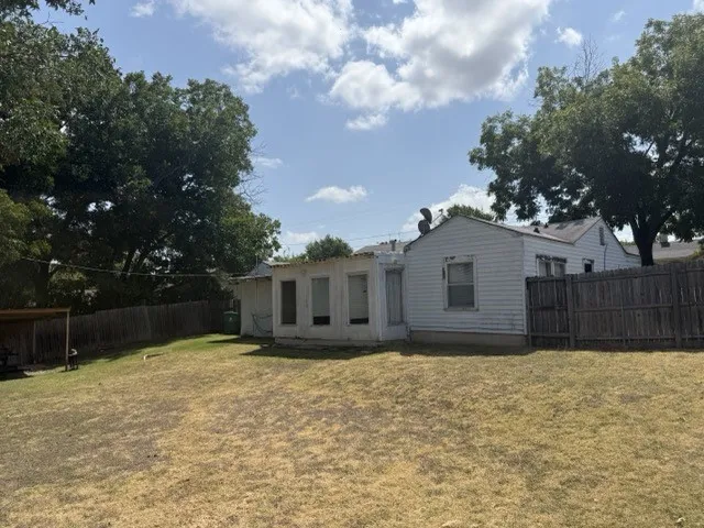 3815 Beverly Drive Beverly Hills, TX 76711