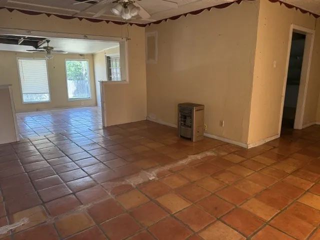 3815 Beverly Drive Beverly Hills, TX 76711