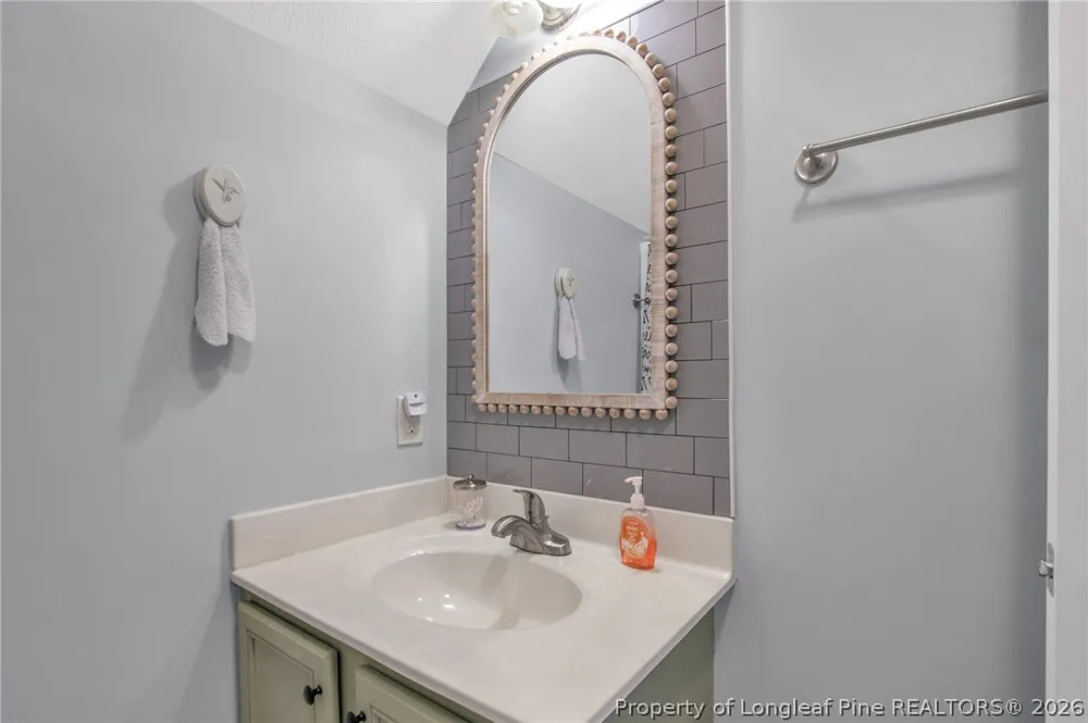 408 Allegiance Street Raeford, NC 28376