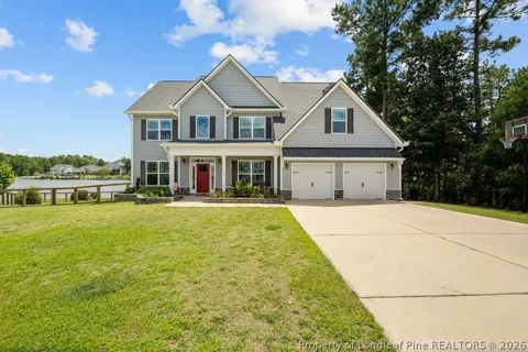 112 Pelican Court