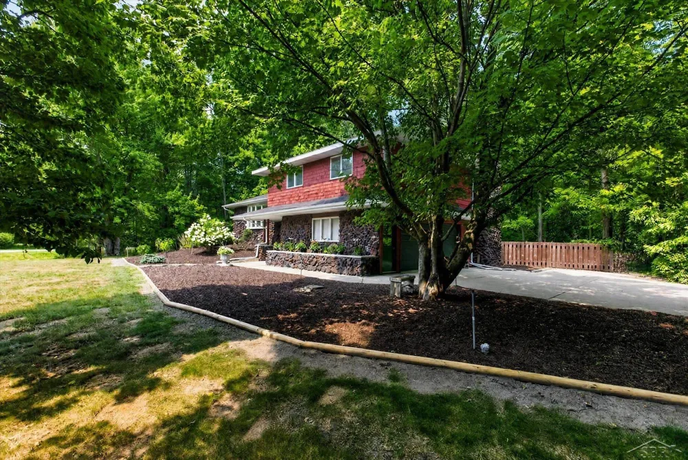 3783 E Kens Lane Larkin Charter Township, MI 48642