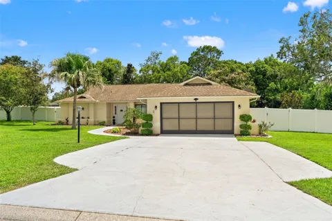 11201 RAINBOW WOODS LOOP