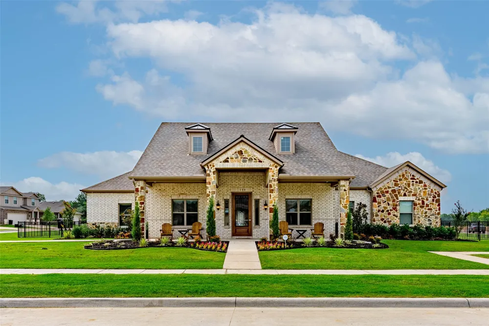 209 Fairmeade Drive Terrell, TX 75160