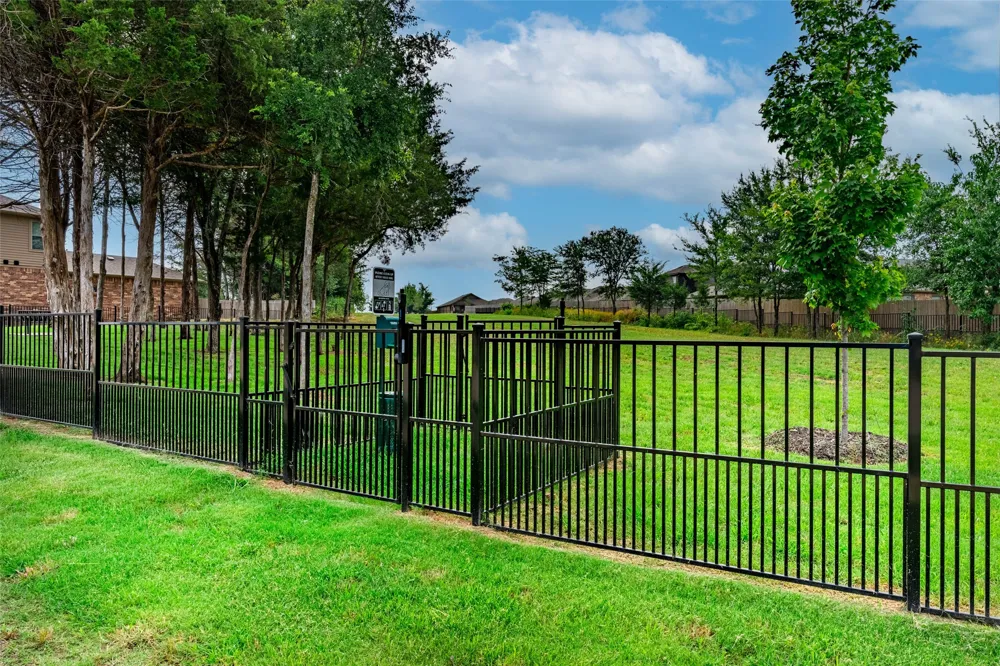 209 Fairmeade Drive Terrell, TX 75160