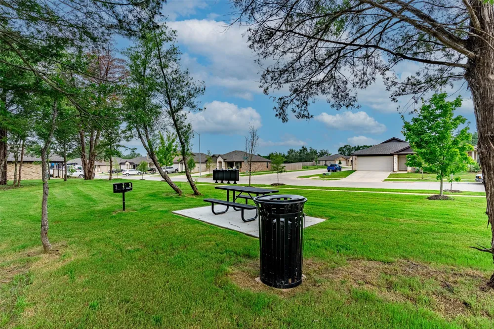 209 Fairmeade Drive Terrell, TX 75160