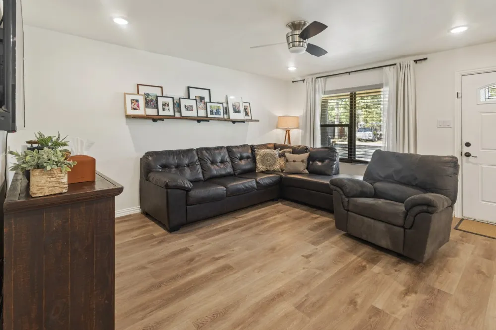 6121 Choctaw Drive Mabank, TX 75156