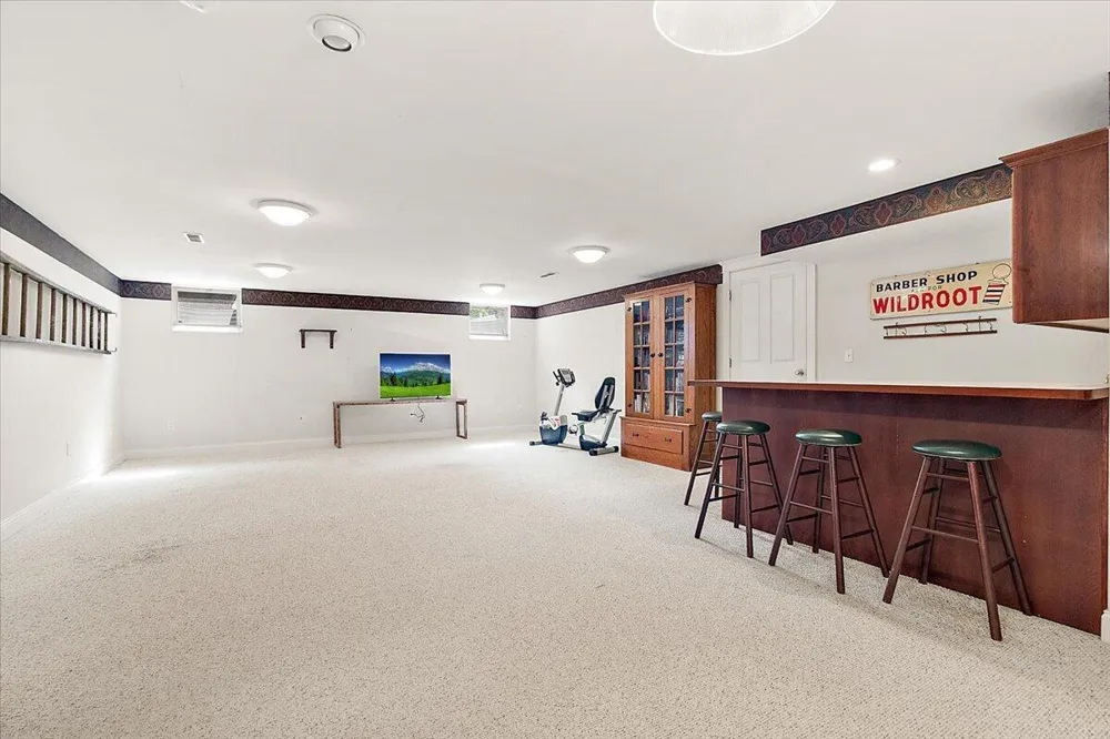 2519 W John Beers Road Stevensville, MI 49127