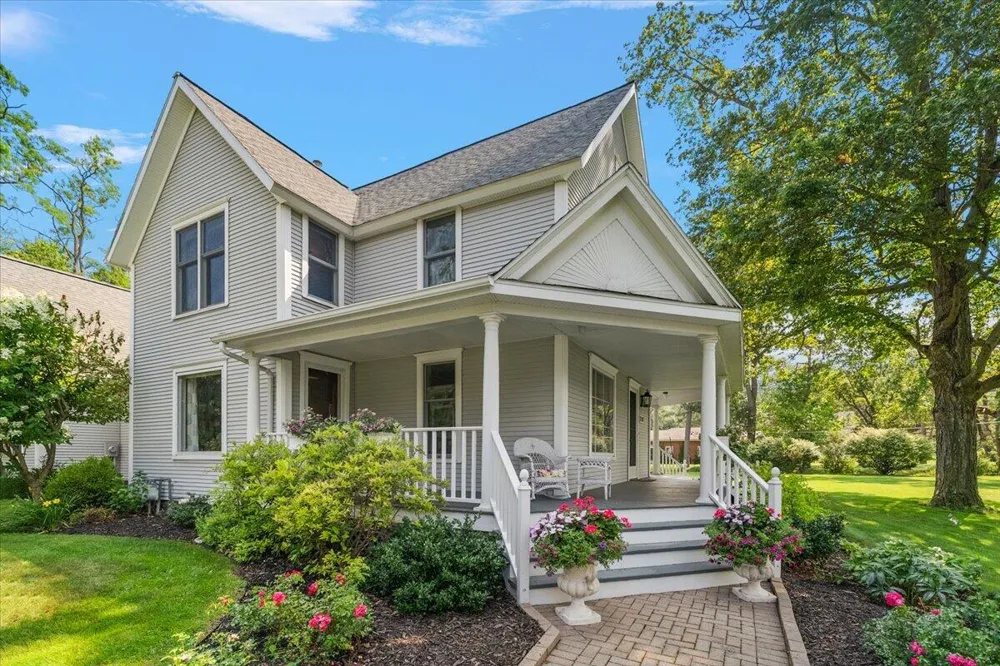 2519 W John Beers Road Stevensville, MI 49127