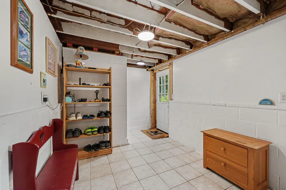 8550 Meridian Road Henrietta Township, MI 49272