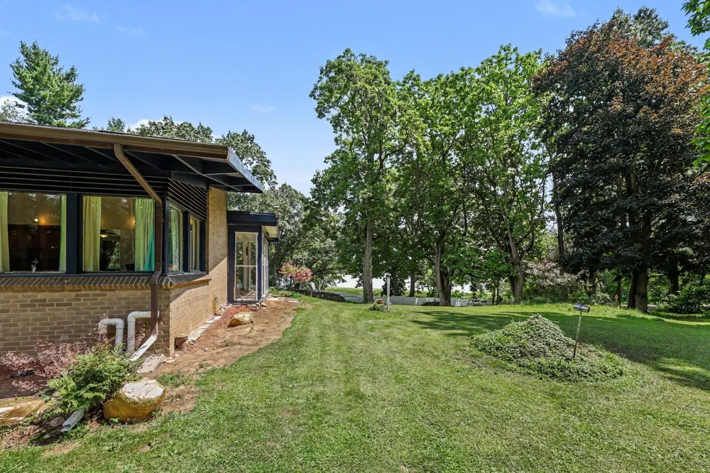 8550 Meridian Road Henrietta Township, MI 49272
