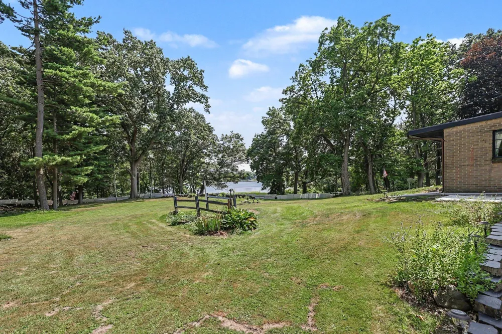 8550 Meridian Road Henrietta Township, MI 49272