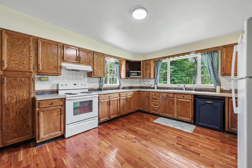 8550 Meridian Road Henrietta Township, MI 49272