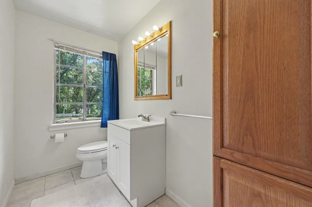 8550 Meridian Road Henrietta Township, MI 49272