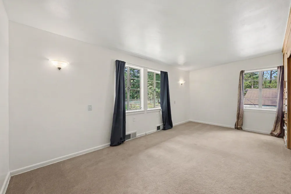 8550 Meridian Road Henrietta Township, MI 49272