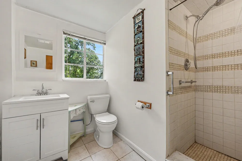 8550 Meridian Road Henrietta Township, MI 49272