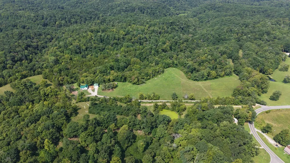194 Davenport Ln Lafayette, TN 37083