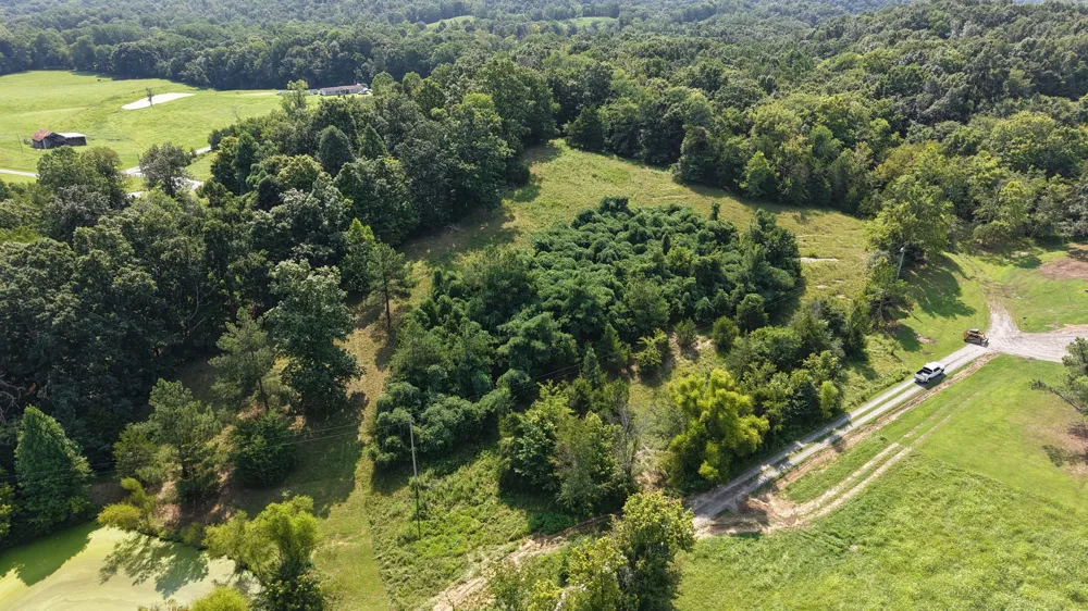194 Davenport Ln Lafayette, TN 37083