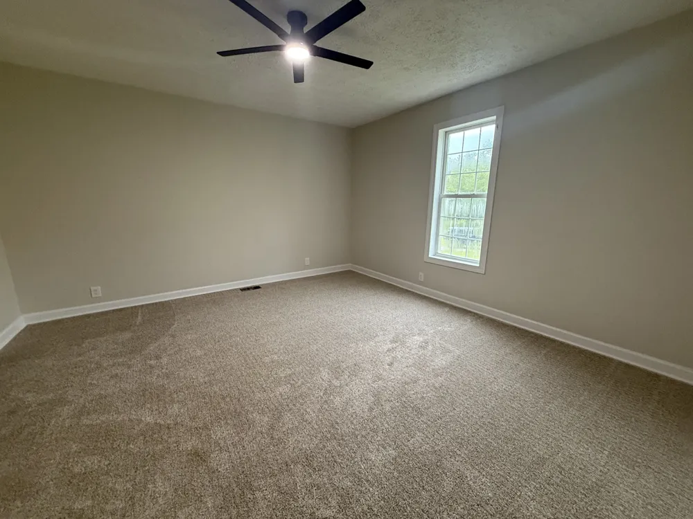 194 Davenport Ln Lafayette, TN 37083
