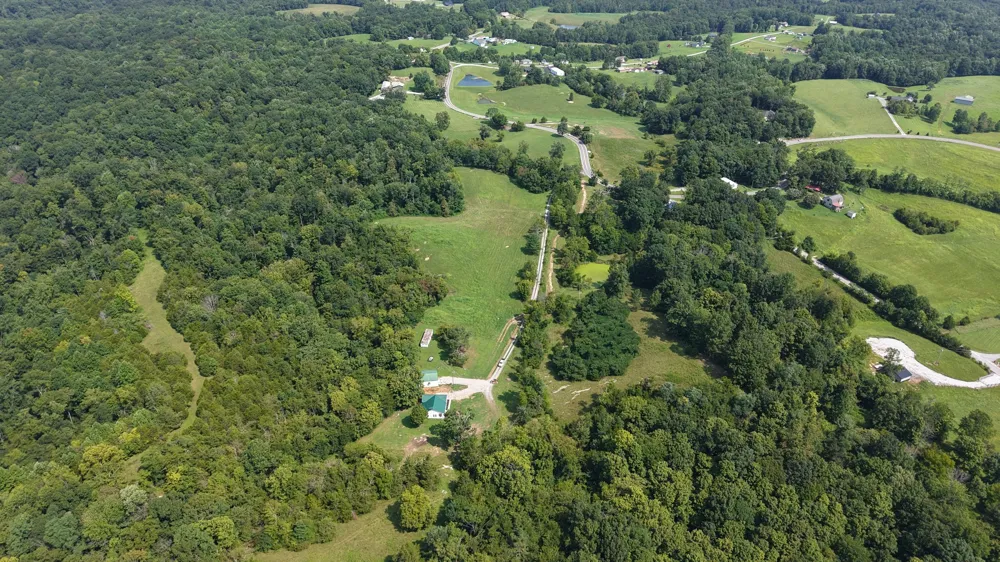 194 Davenport Ln Lafayette, TN 37083