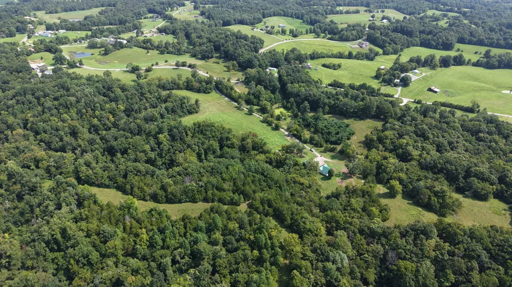 194 Davenport Ln Lafayette, TN 37083