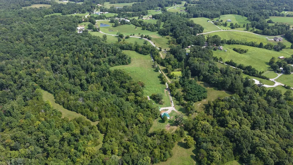 194 Davenport Ln Lafayette, TN 37083