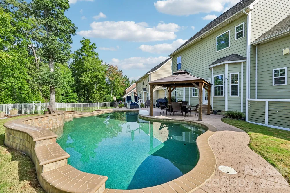 3812 Litchfield Drive Waxhaw, NC 28173