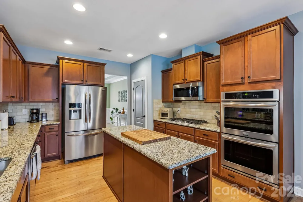 3812 Litchfield Drive Waxhaw, NC 28173