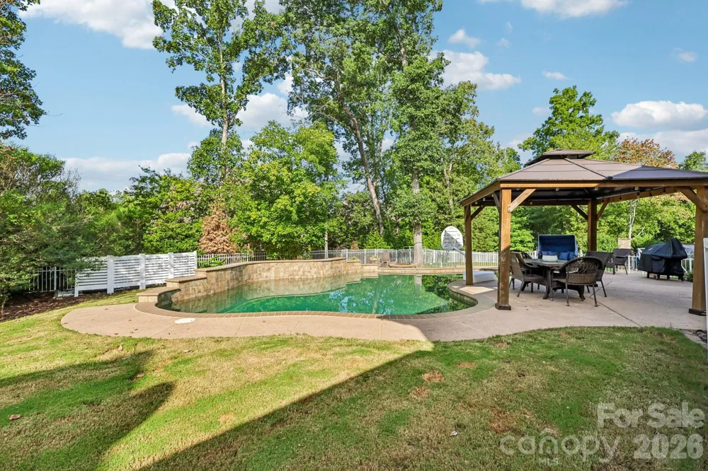 3812 Litchfield Drive Waxhaw, NC 28173