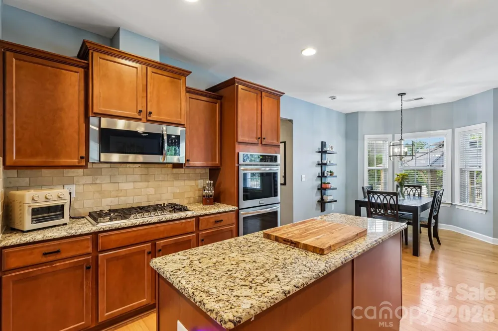 3812 Litchfield Drive Waxhaw, NC 28173