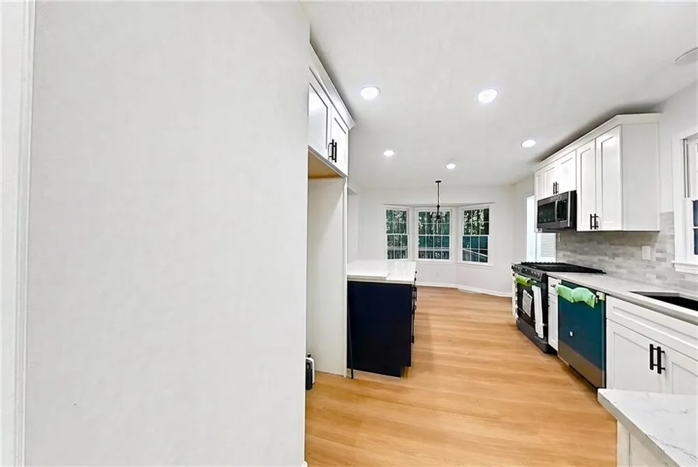 4877 Alpine Dr SW Lilburn, GA 30047
