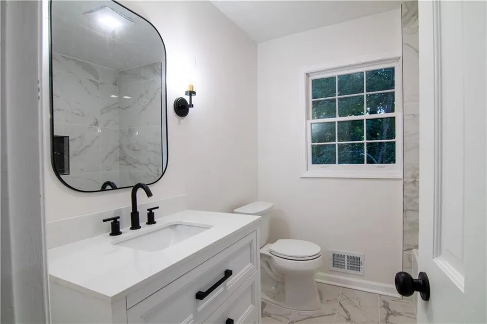 4877 Alpine Dr SW Lilburn, GA 30047