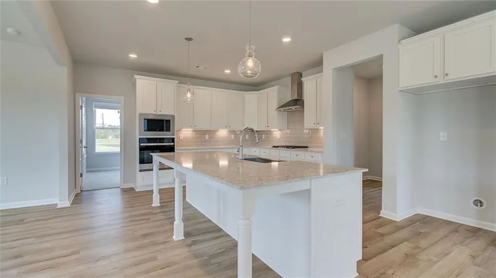 536 Redcrest Drive Locust Grove, GA 30248